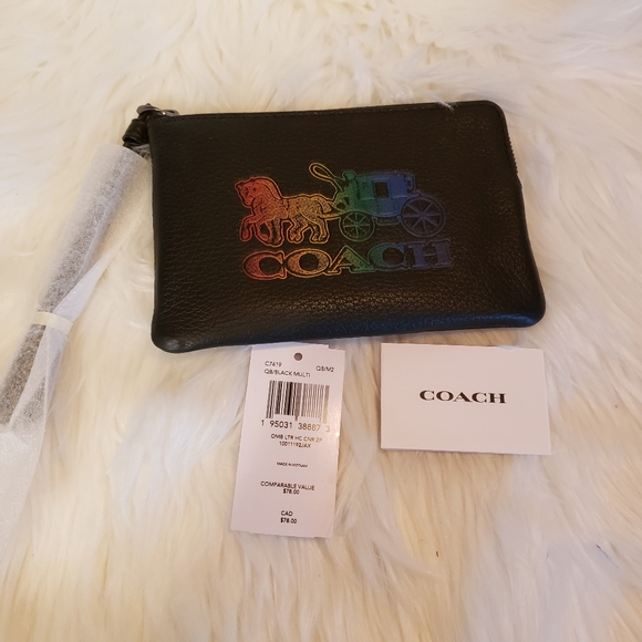 NWT  Coach Wristlet - Picture 2 of 4